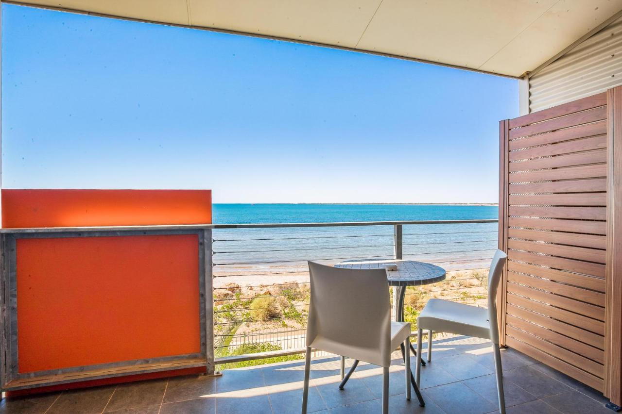 Onslow Beach Resort Εξωτερικό φωτογραφία