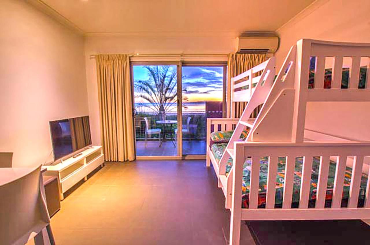 Onslow Beach Resort Εξωτερικό φωτογραφία
